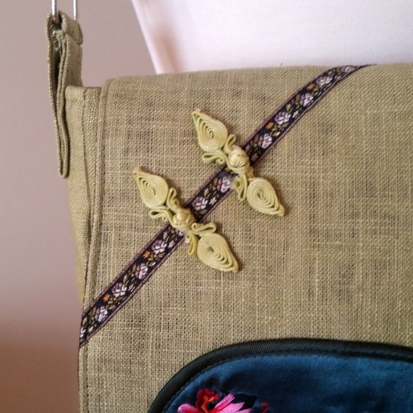 Linen Front Flap Cross Body Bag with Embroidered Front - Picture 7 of 7